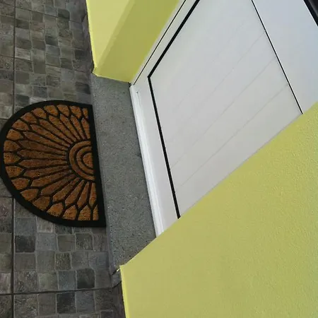 Σπίτι διακοπών House On The Machico (Madeira)