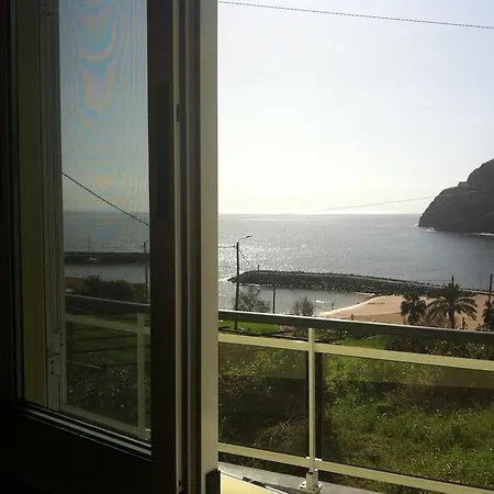 Vakantiehuis House On The