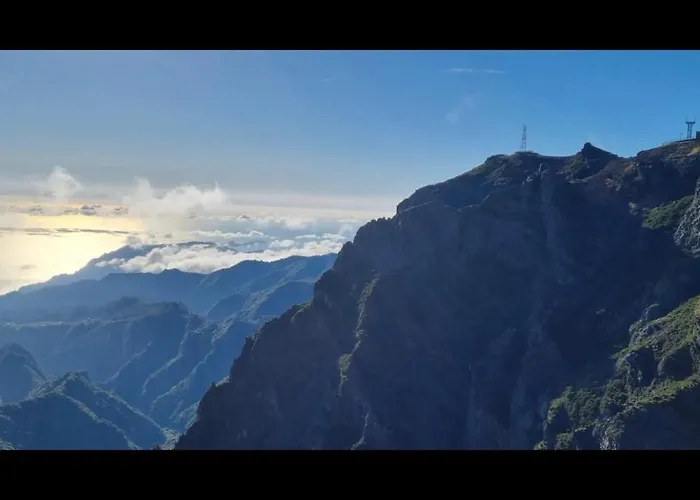Сasa de vacaciones House On The Machico (Madeira)
