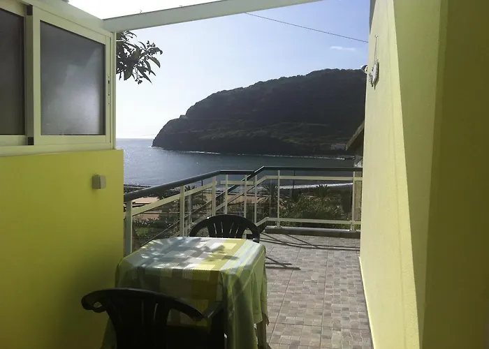 House On The Semesterbostad