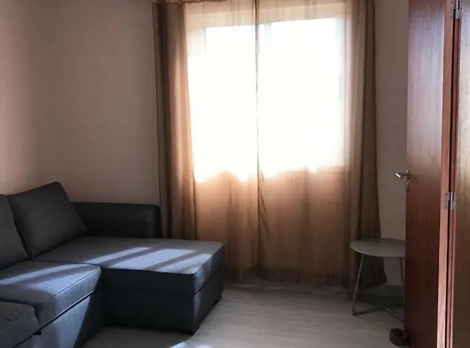 Semesterbostad House On The